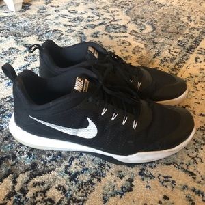 Used Nike training sneakers, size 11.5